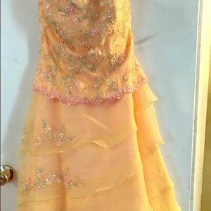 Jiovanni Prom Dress